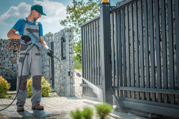 Best Pool Deck Cleaning  in Exeter, CA